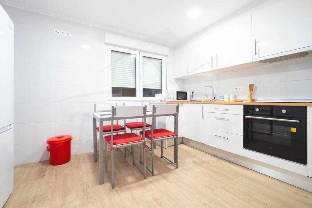 Cruz Victoria Apartment Хихон Екстериор снимка
